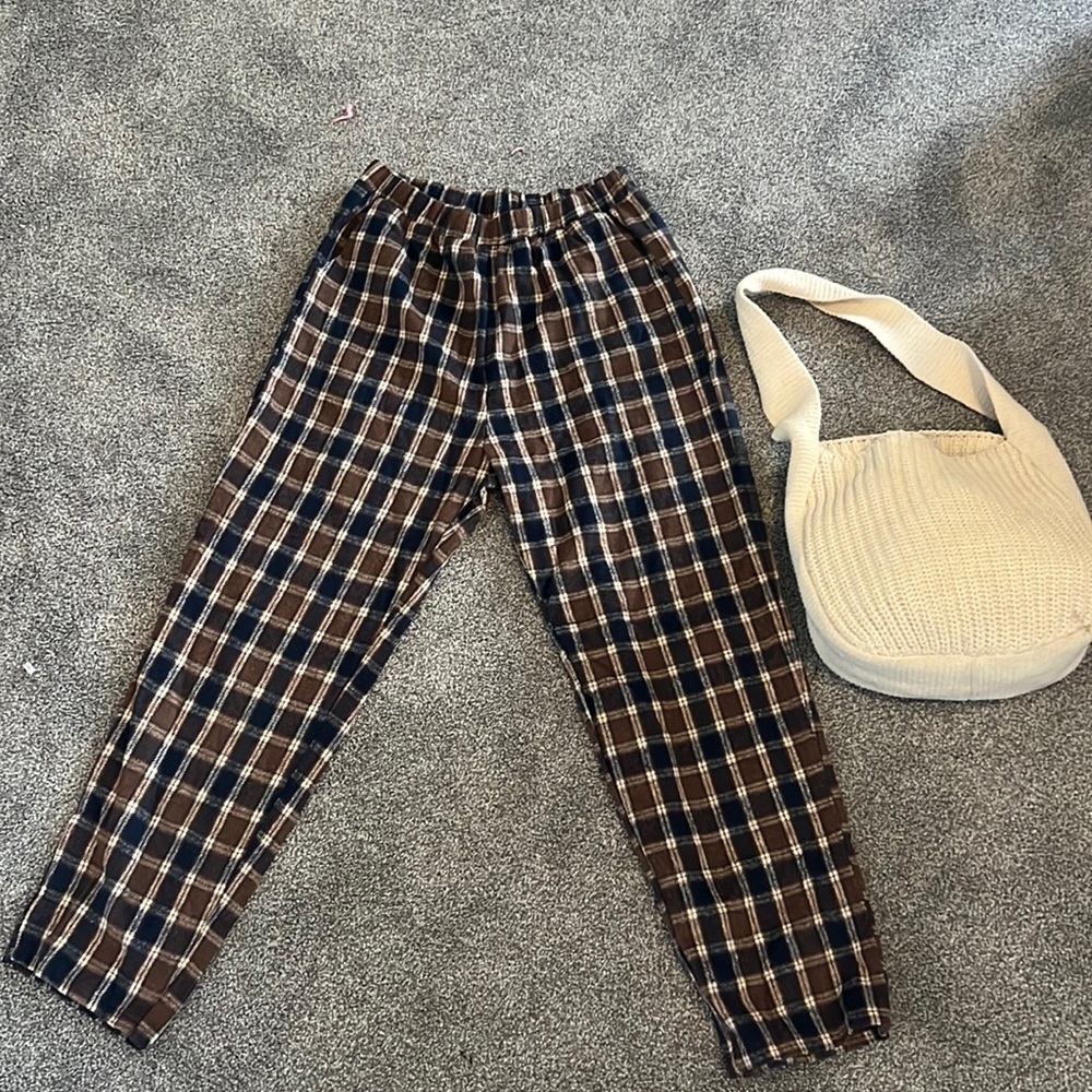 Comfy perfect for fall plaid pajama lounge pants🤎